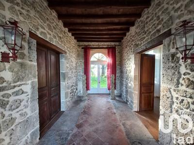 Maison - 344 m² - 10 pièces