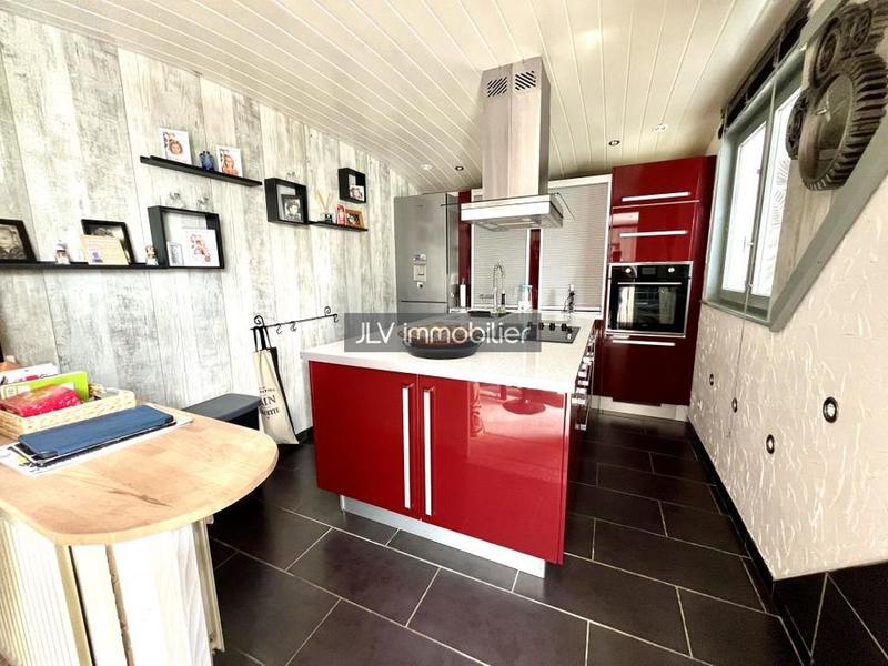 Maison - 170 m² - 6 pièces