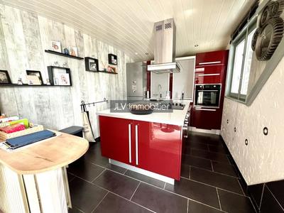 Maison - 170 m² - 6 pièces