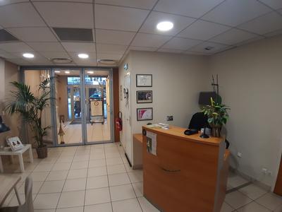 Local commercial - 229 m² - 6 pièces