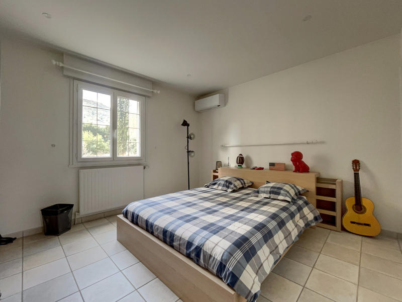 Maison - 212 m² - 6 pièces