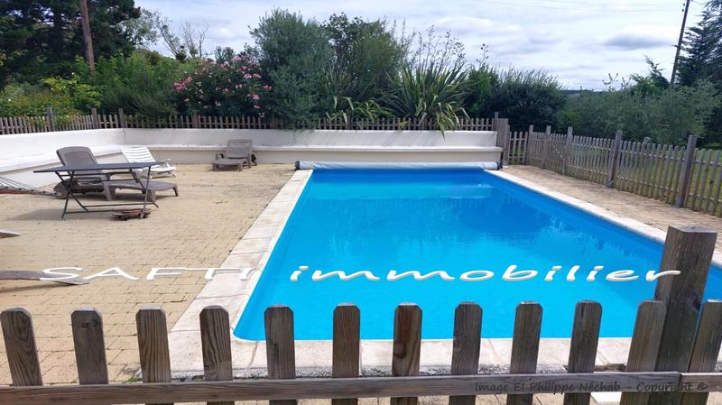 Maison - 140 m² - 6 pièces