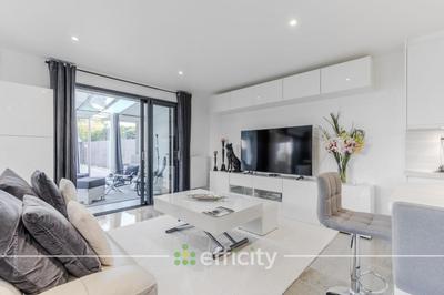 Maison - 145 m² - 5 pièces