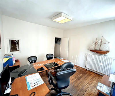 Immeuble - 159 m² - 7 pièces