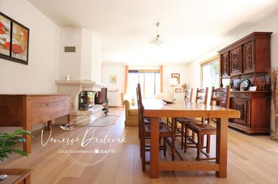 Maison - 173 m² - 7 pièces