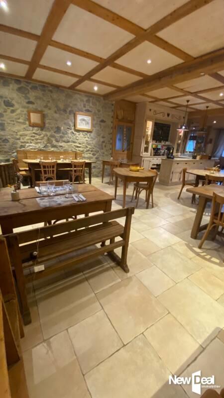 Gîte - 723 m² - 12 pièces