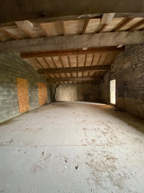 Maison - 270 m² - 5 pièces