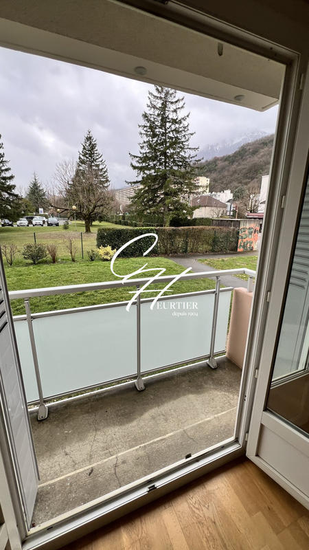 Appartement - 63 m² - 4 pièces