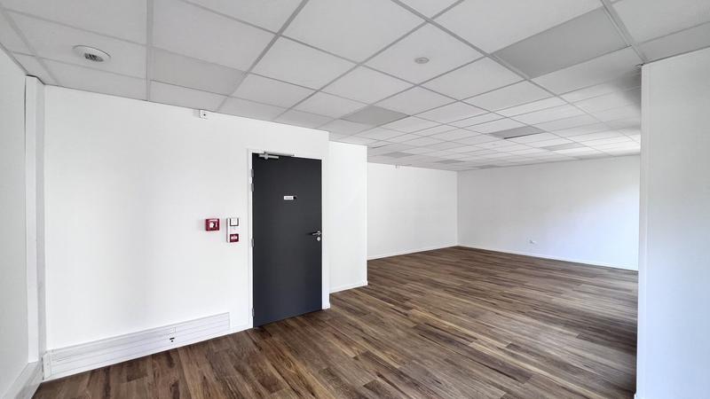 Local commercial - 48 m² - 1 pièce