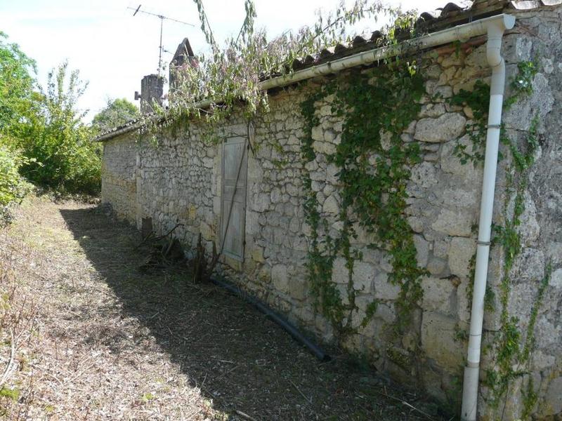 Maison en pierre - 90 m² - 4 pièces