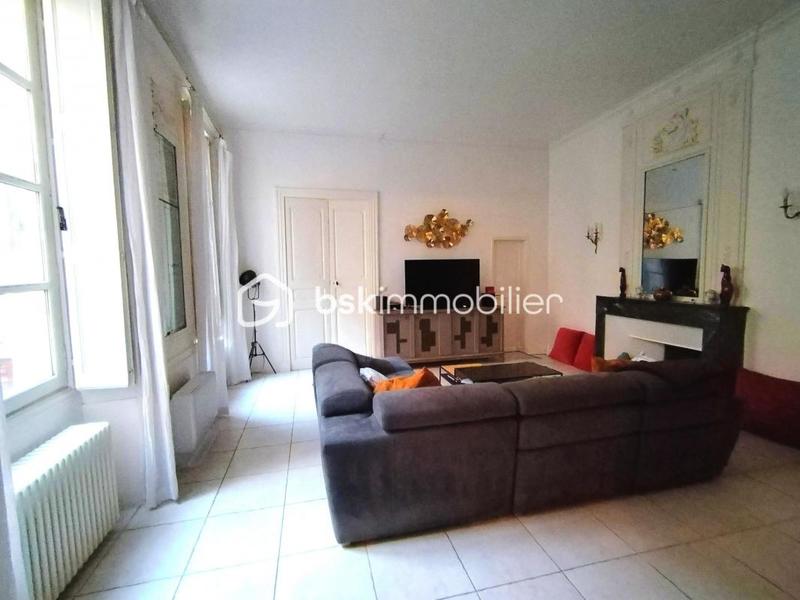 Maison de maîtres - 260 m² - 7 pièces