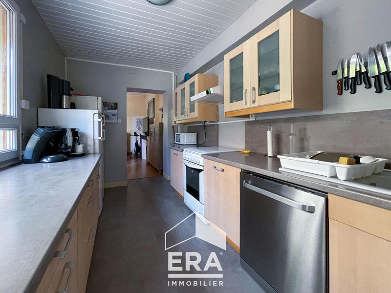 Maison - 147 m² - 6 pièces