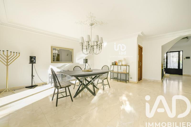 Maison - 192 m² - 6 pièces