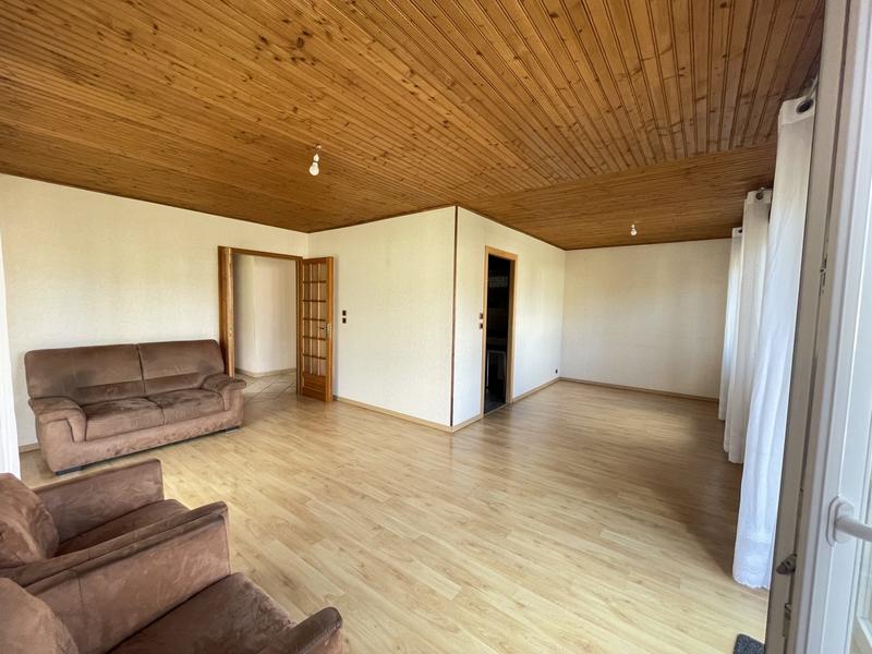 Maison - 111 m² - 5 pièces