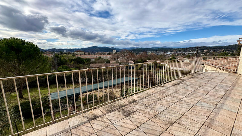 Villa - 175 m² - 6 pièces