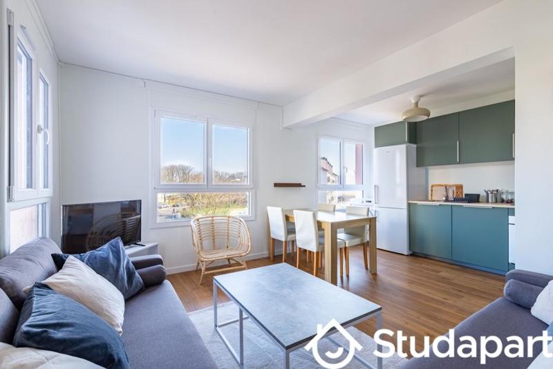 Chambre - 10 m² - 1 pièce