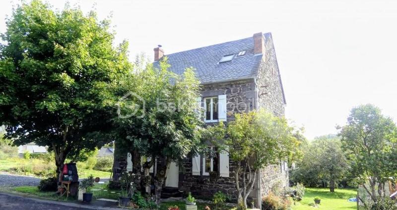 Maison - 150 m² - 7 pièces