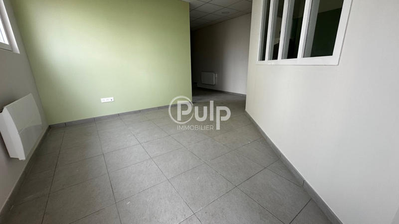 Bureau - 101 m² - 4 pièces