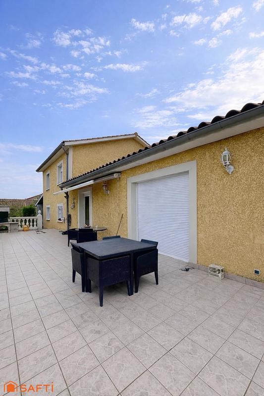 Maison - 176 m² - 7 pièces