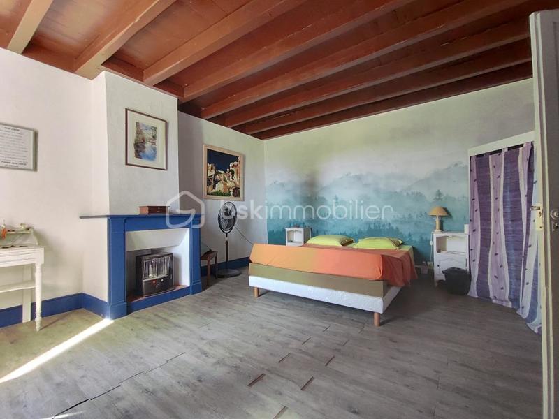 Maison - 200 m² - 7 pièces