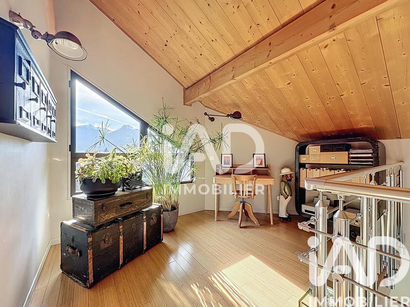 Châlet - 208 m² - 6 pièces