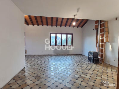 Maison - 200 m² - 8 pièces