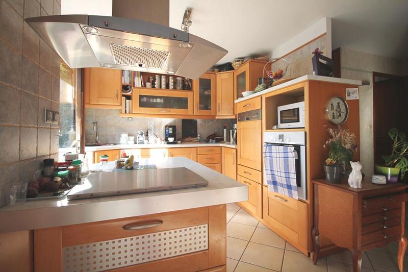 Maison - 136 m² - 8 pièces