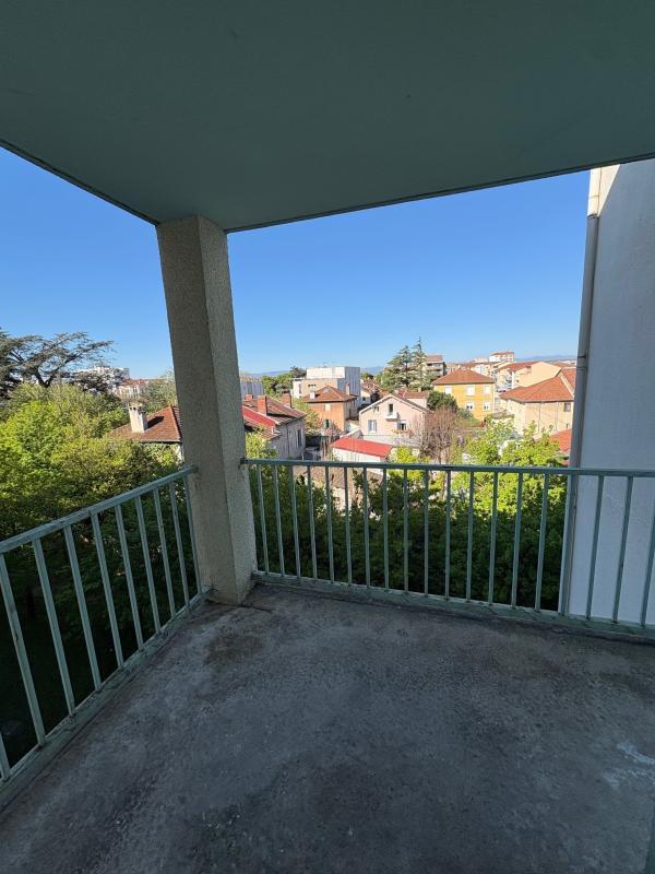 Appartement - 60 m² - 2 pièces