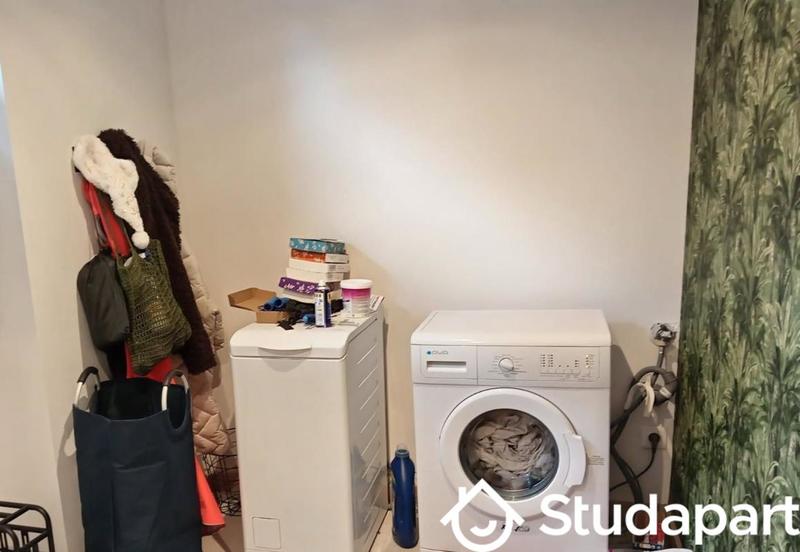 Chambre - 104 m² - 1 pièce