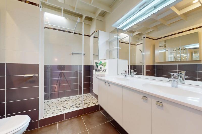 Appartement - 154 m² - 5 pièces