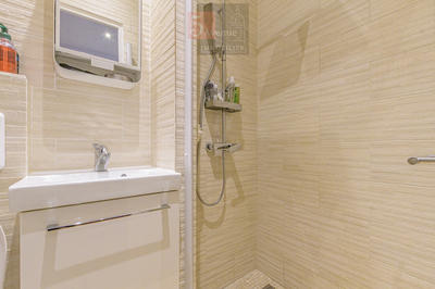 Immeuble - 158 m² - 10 pièces