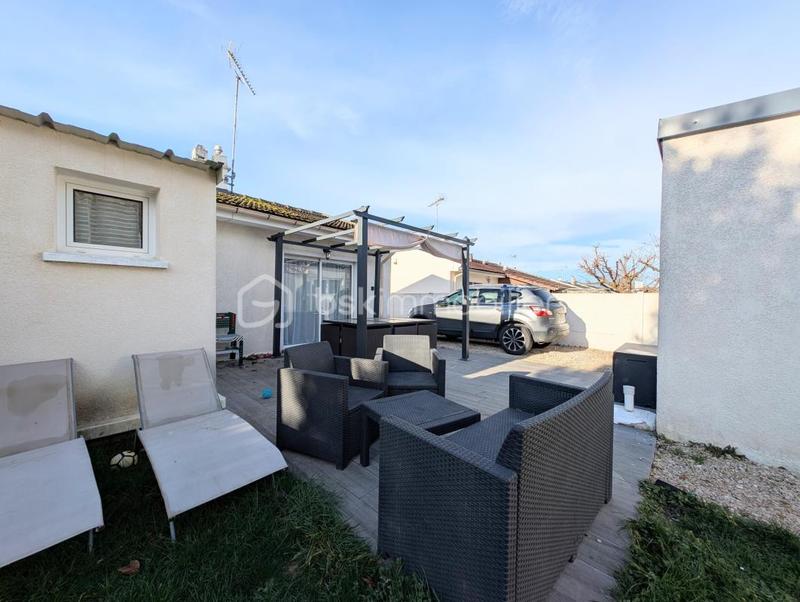 Maison traditionnelle - 90 m² - 4 pièces