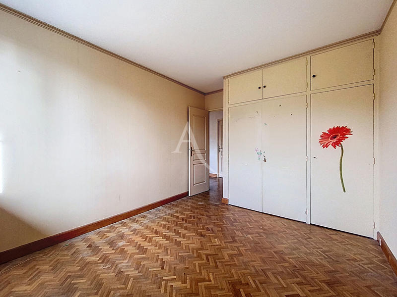 Appartement - 91 m² - 4 pièces