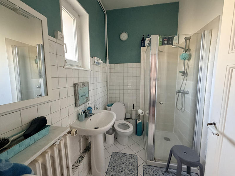 Appartement - 193 m² - 6 pièces