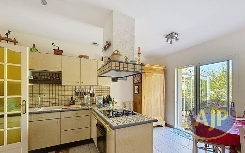 Maison - 96 m² - 4 pièces