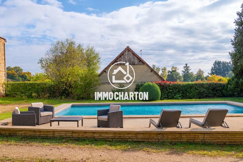 Maison ancienne - 220 m² - 8 pièces