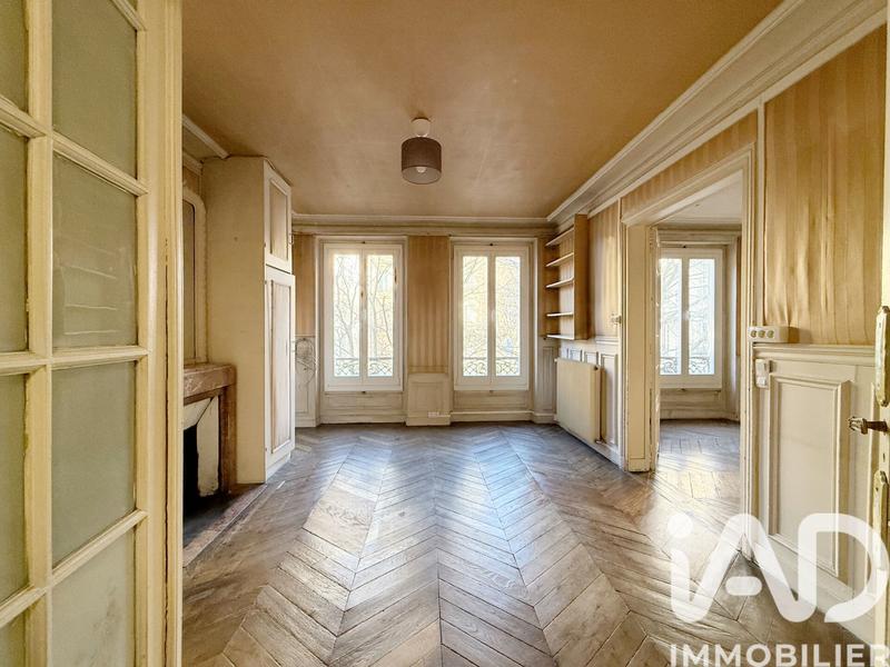 Appartement - 85 m² - 4 pièces