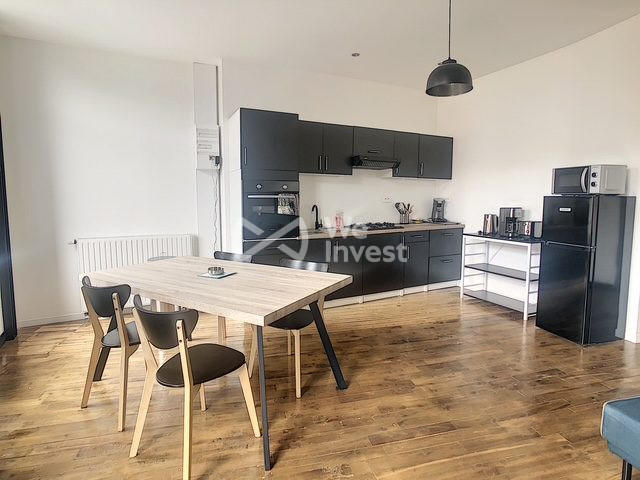 Maison - 192 m² - 7 pièces