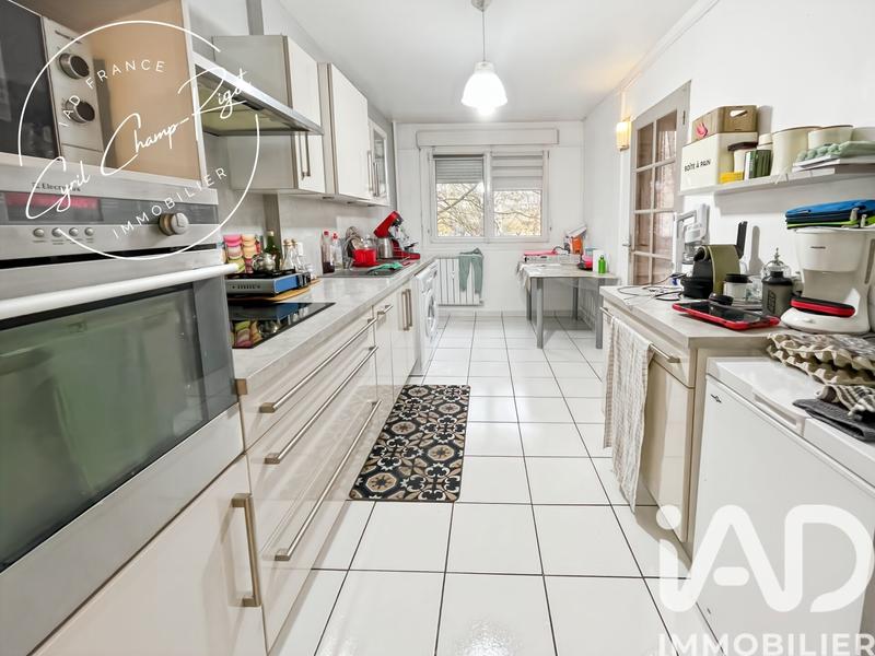 Appartement - 84 m² - 4 pièces