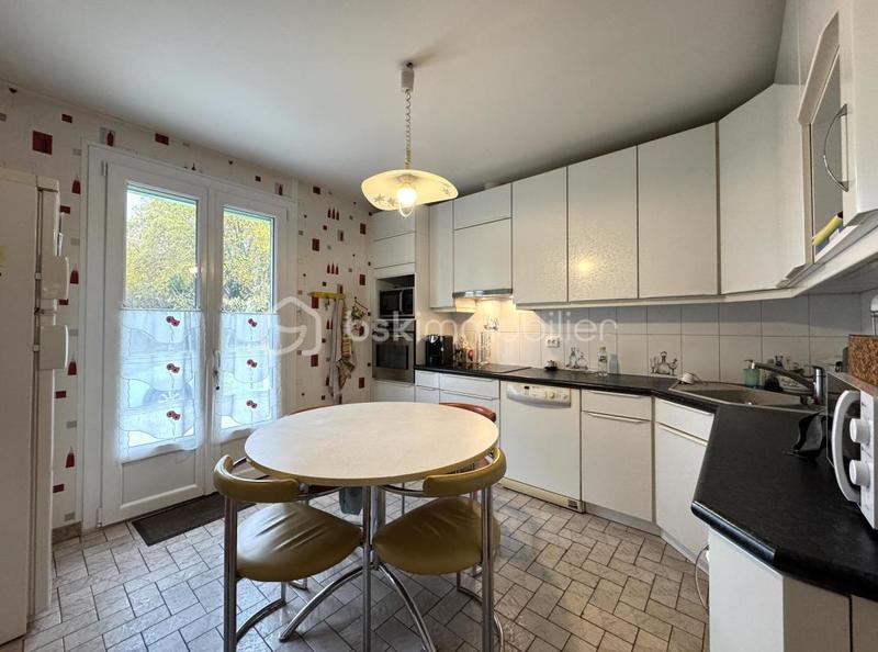 Maison - 105 m² - 4 pièces