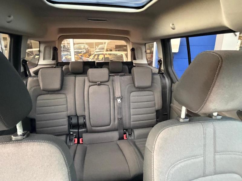 Ford grand tourneo connect 1.5 Ecoblue Titanium Bvm6 120 7 Places