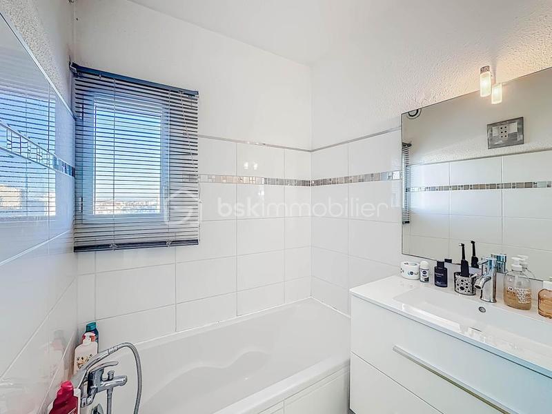 Appartement - 72 m² - 3 pièces