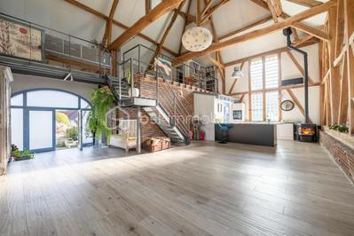 Longère - 390 m² - 11 pièces