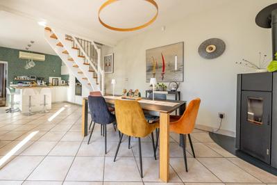 Maison - 182 m² - 7 pièces