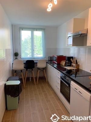 Chambre - 12 m² - 1 pièce