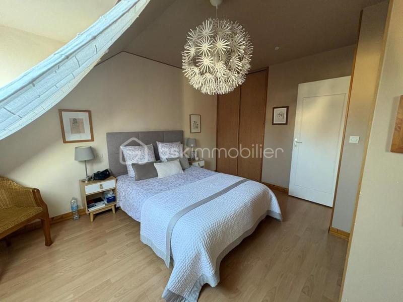 Maison - 136 m² - 6 pièces