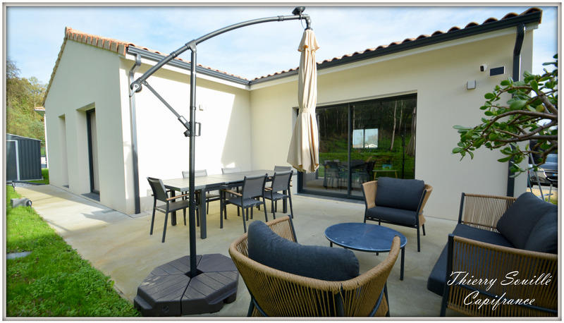 Maison - 98 m² - 5 pièces