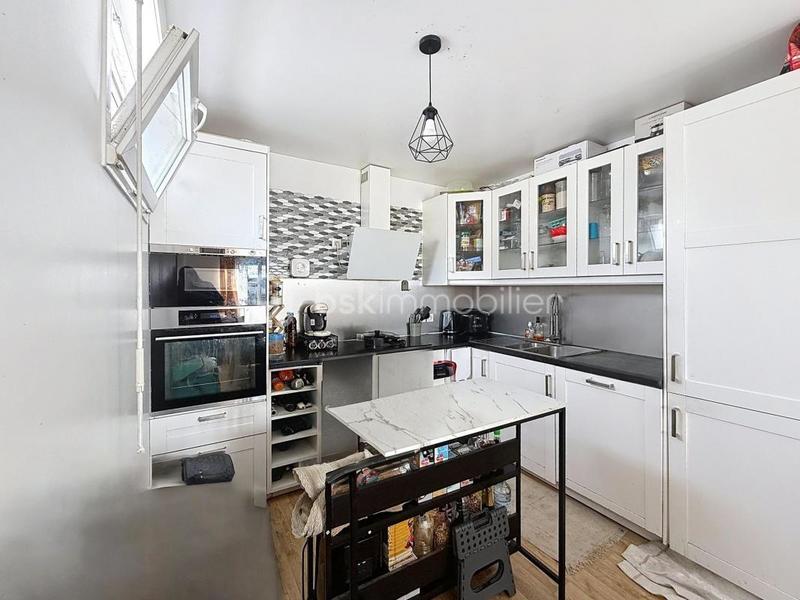 Appartement - 84 m² - 4 pièces