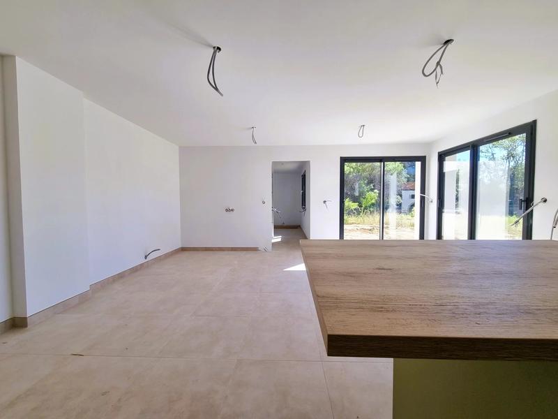 Villa - 97 m² - 5 pièces