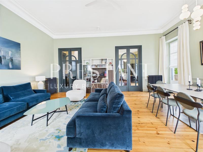 Appartement - 150 m² - 4 pièces